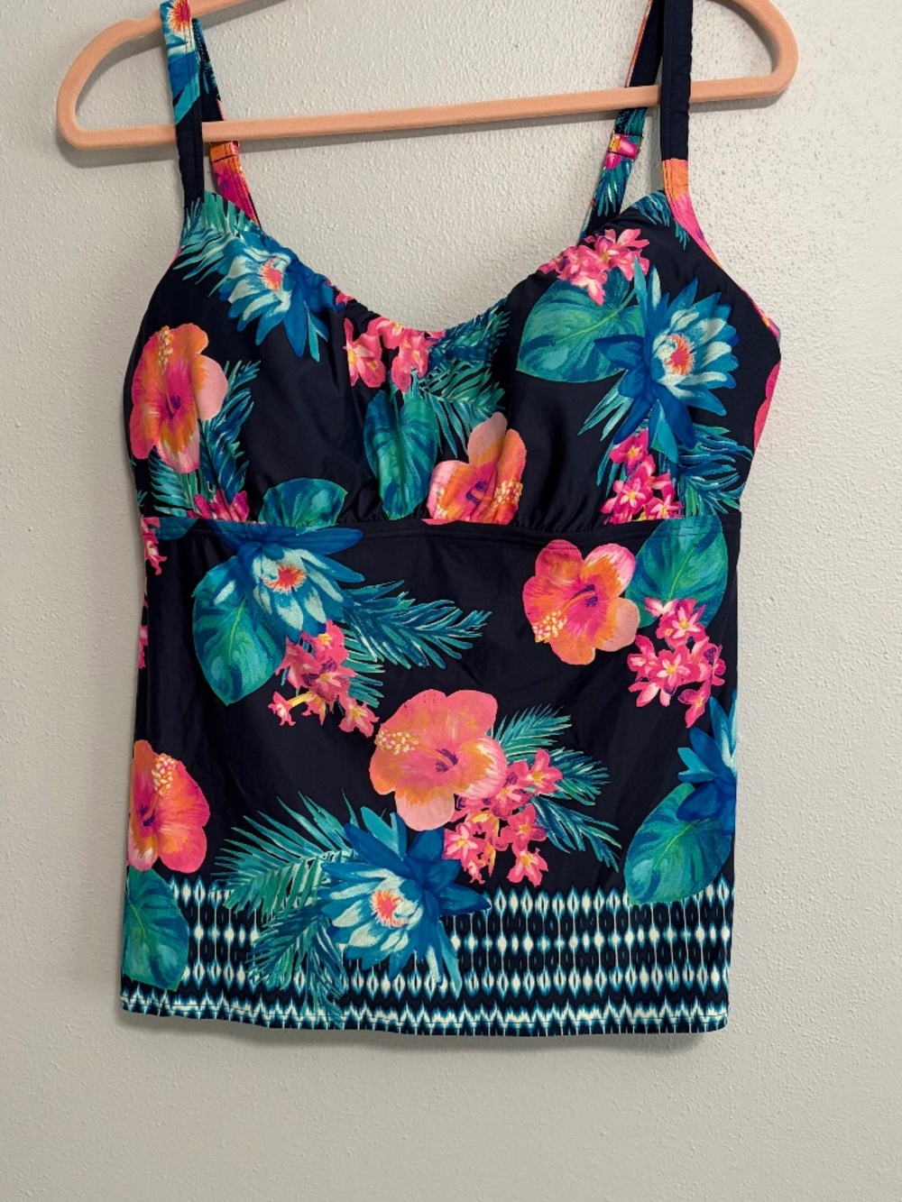 Coco Reef navy floral tankini top only 38DD